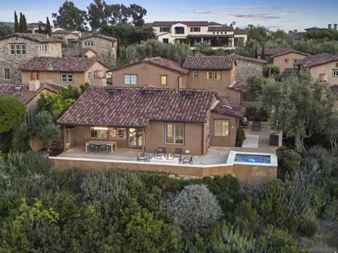7974 Entrada De Luz, San Diego, CA 92127