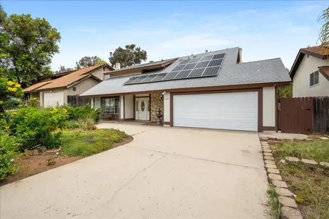 1676 Pepper Dr, El Cajon, CA 92021 photo 2