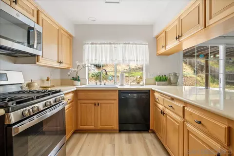 1676 Pepper Dr, El Cajon, CA 92021 photo 12