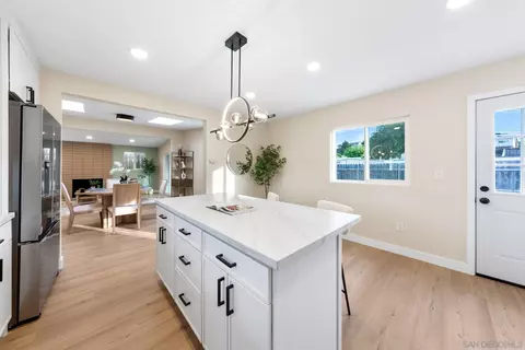 Kitchen - 11011 Meadow Terrace Dr, Santee, CA 92071 photo 5 of 8