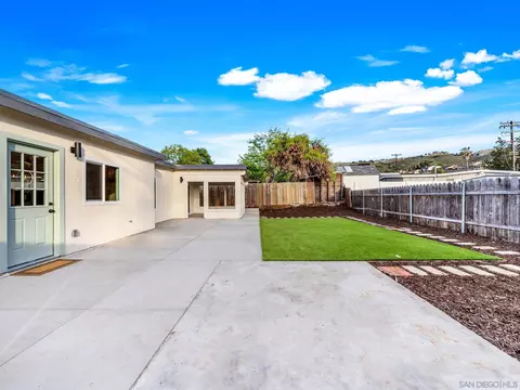 Exterior - 11011 Meadow Terrace Dr, Santee, CA 92071 photo 4 of 10