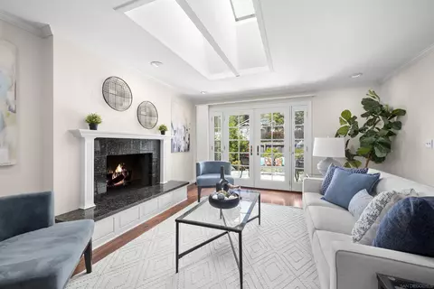 4555 Robbins St, San Diego, CA 92122
