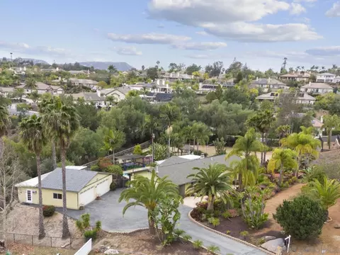 View/Area - 2239 Orange Ave, Escondido, CA 92029 photo 3 of 10