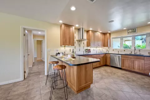 Kitchen - 13065 Edina Way, Poway, CA 92064 photo 2 of 5
