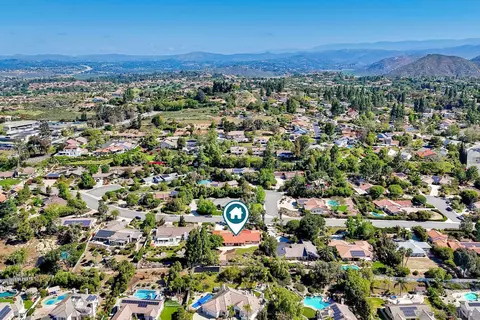 View/Area - 13065 Edina Way, Poway, CA 92064 photo 7 of 12