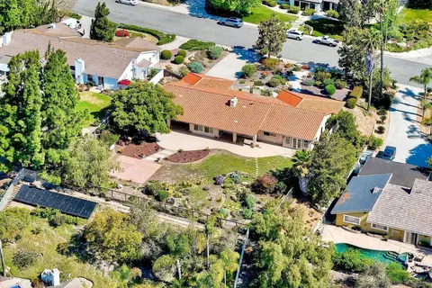 View/Area - 13065 Edina Way, Poway, CA 92064 photo 9 of 12