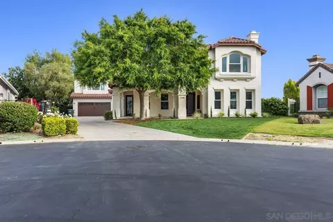 Exterior - 2196 Kirkcaldy Rd, Fallbrook, CA 92028 photo 1 of 10