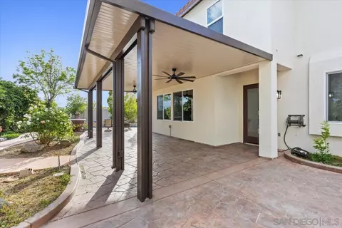 Exterior - 2196 Kirkcaldy Rd, Fallbrook, CA 92028 photo 5 of 10