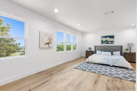 Bedroom - 2196 Kirkcaldy Rd, Fallbrook, CA 92028 photo 1 of 4