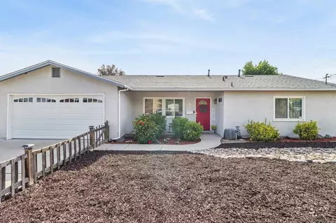 9932 Settle Rd, Santee, CA 92071