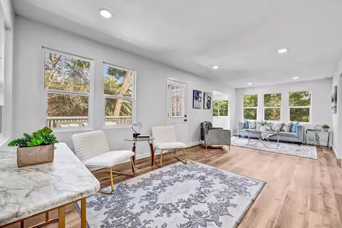 9727 Kalmia Ln, Escondido, CA 92029 photo 10