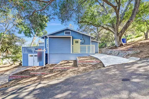 9727 Kalmia Ln, Escondido, CA 92029 photo 6
