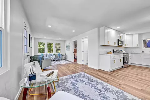 9727 Kalmia Ln, Escondido, CA 92029 photo 11