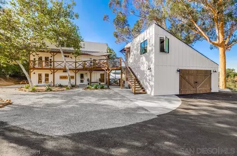 704 Sky Mtn, Alpine, CA 91901