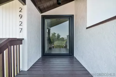 2927 Lawrence Ln, Escondido, CA 92025 photo 5
