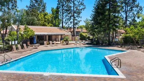 9819 Mariposa Dr, Rancho Cucamonga, CA 91730 photo 5