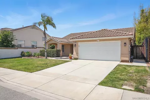 Exterior - 3948 Baja Vis, Oceanside, CA 92058 photo 7 of 9