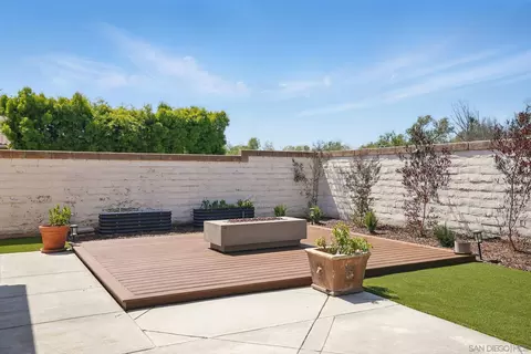 Exterior - 3948 Baja Vis, Oceanside, CA 92058 photo 3 of 9