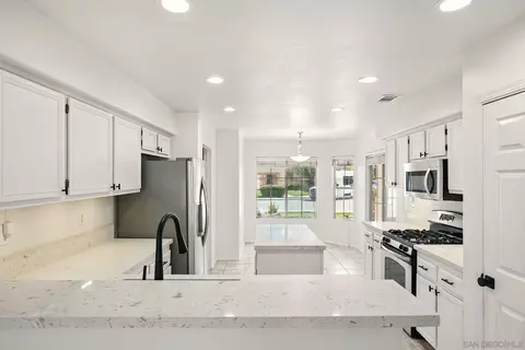 Kitchen - 3948 Baja Vis, Oceanside, CA 92058 photo 1 of 9