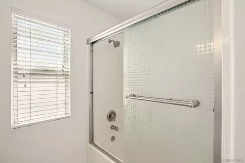 Bath - 3948 Baja Vis, Oceanside, CA 92058 photo 4 of 5