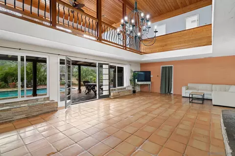 14487 Rios Canyon Rd, El Cajon, CA 92021 photo 4