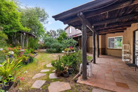 14487 Rios Canyon Rd, El Cajon, CA 92021 photo 2