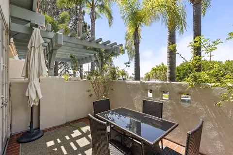 Exterior - 7715 Ivanhoe Ave, La Jolla, CA 92037 photo 2 of 2