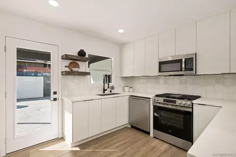 10229 Del Rio Rd, Spring Valley, CA 91977 photo 5