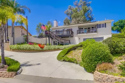 723 Lingel Dr, El Cajon, CA 92019 photo 2