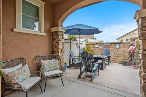 Exterior - 303 Ventasso Way, Fallbrook, CA 92028 photo 8 of 17