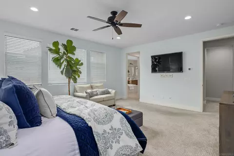 Bedroom - 303 Ventasso Way, Fallbrook, CA 92028 photo 4 of 5