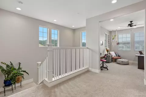 Entry Way - 303 Ventasso Way, Fallbrook, CA 92028 photo 4 of 4