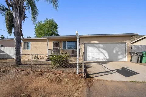 834 Pepper Dr, El Cajon, CA 92021
