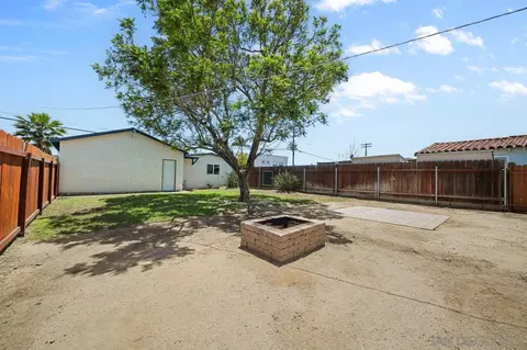 Exterior - 8787 Washington Ave, La Mesa, CA 91942 photo 3 of 5