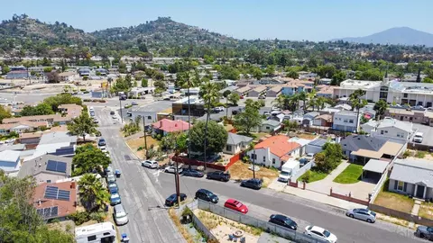 View/Area - 8787 Washington Ave, La Mesa, CA 91942 photo 4 of 8