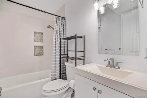 Bath - 5700 Baltimore Dr #156, La Mesa, CA 91942 photo 4 of 4