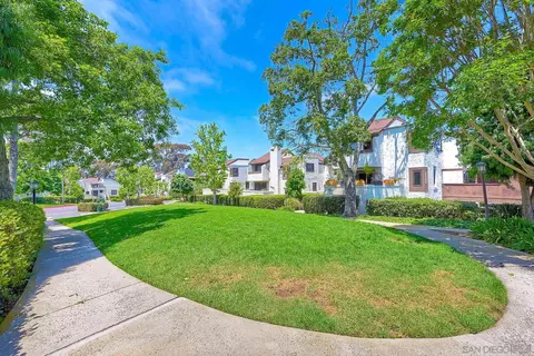 2234 Caminito Pajarito #121, San Diego, CA 92107