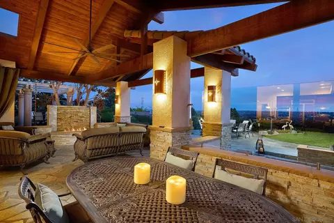 Exterior - 3219 Fosca St, Carlsbad, CA 92009 photo 6 of 28