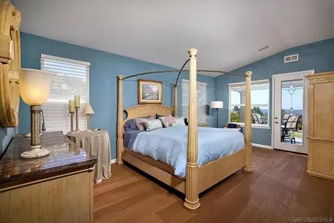 Bedroom - 3219 Fosca St, Carlsbad, CA 92009 photo 1 of 3