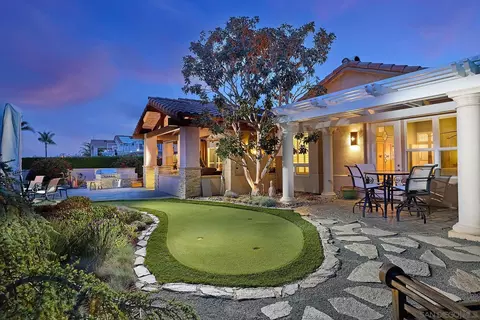 Exterior - 3219 Fosca St, Carlsbad, CA 92009 photo 9 of 28