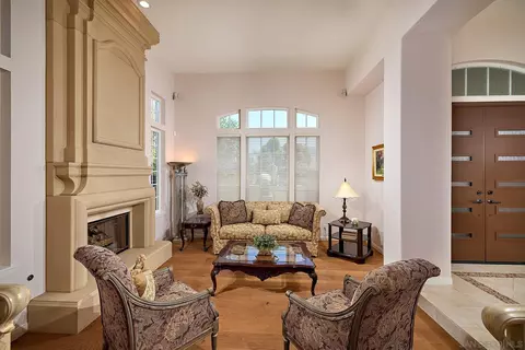 Living - 3219 Fosca St, Carlsbad, CA 92009 photo 1 of 4