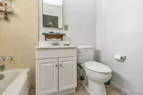 Bath - 44638 2nd St E, Lancaster, CA 93535 photo 1 of 3