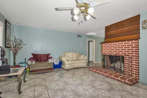 Living - 44638 2nd St E, Lancaster, CA 93535 photo 1 of 2