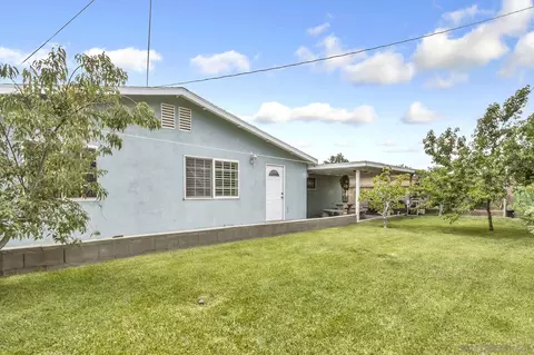 Exterior - 44638 2nd St E, Lancaster, CA 93535 photo 1 of 6