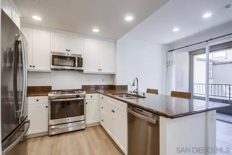 Kitchen - 2001 Montilla St, Santee, CA 92071 photo 2 of 3