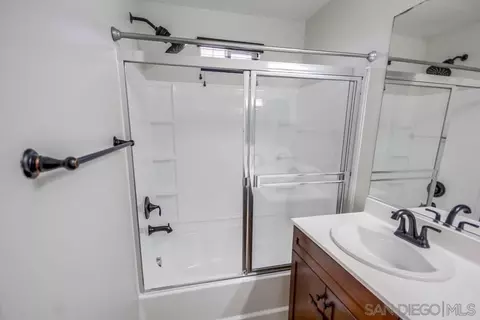 Bath - 2001 Montilla St, Santee, CA 92071 photo 4 of 6