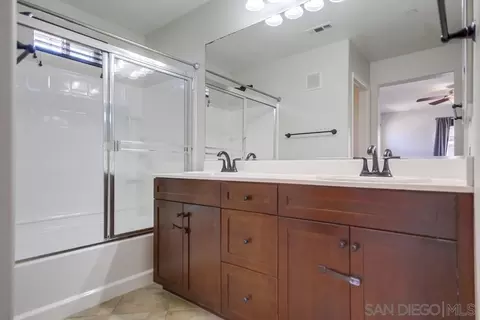 Bath - 2001 Montilla St, Santee, CA 92071 photo 2 of 6