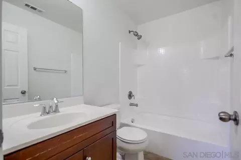 Bath - 2001 Montilla St, Santee, CA 92071 photo 6 of 6