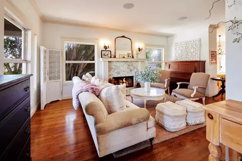 Living - 4578 3rd St, La Mesa, CA 91941 photo 1 of 1