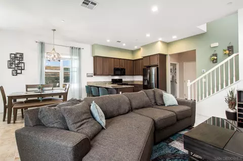 1215 Idanan Rd #1, Chula Vista, CA 91913